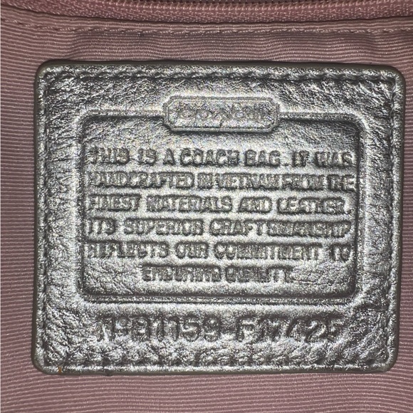 Coach Signature Multicolor Leather Stripe Shoulder Bag F17425 - Picture 8 of 10